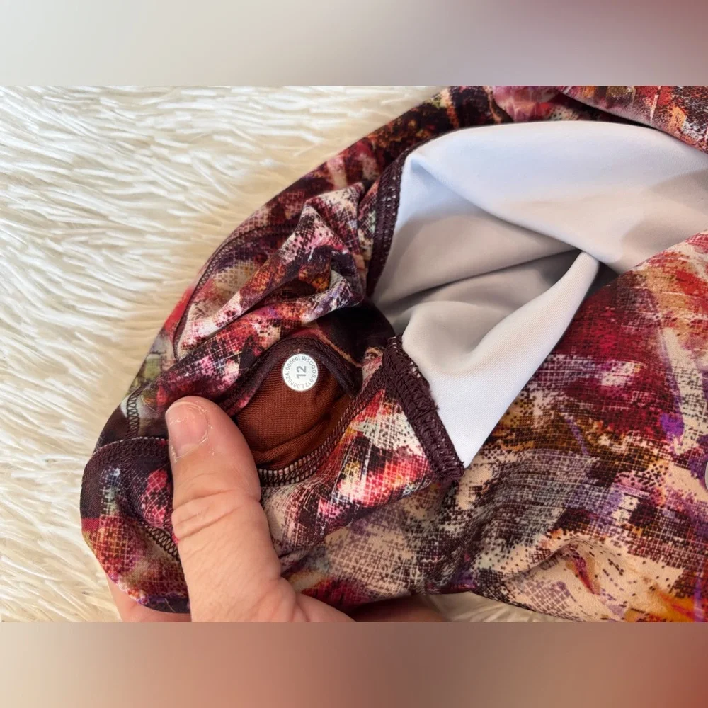 Lululemon - Wunder train High Rise Tight 25" in Urbantricity - Picture 7 of 9